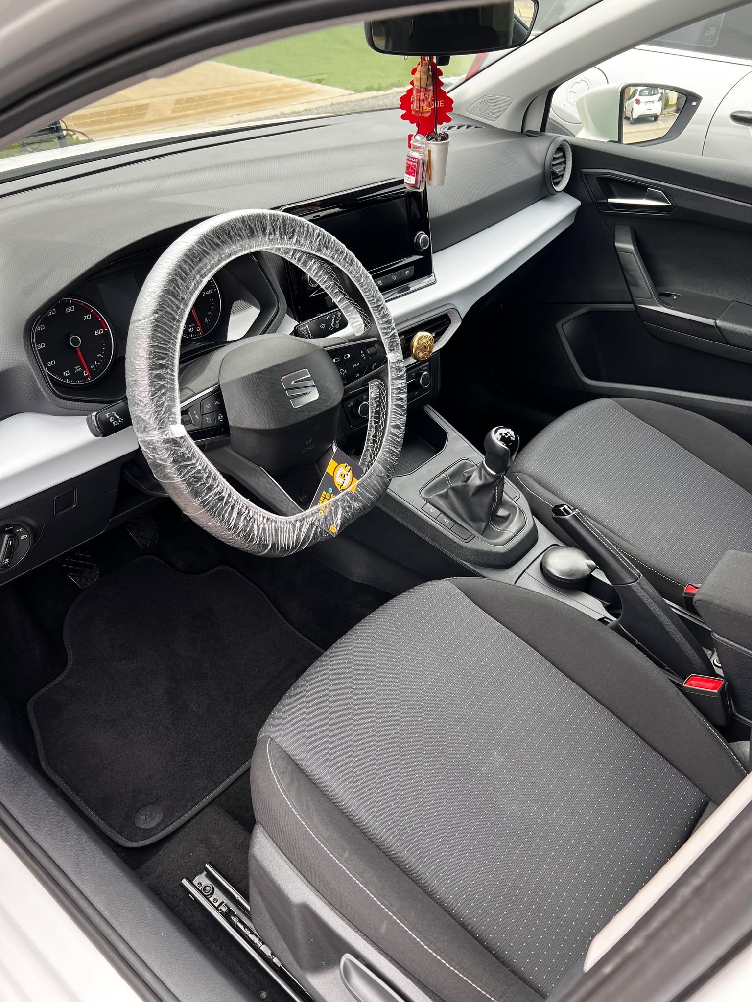 Habitacle après lavage intérieur voiture à Perpignan